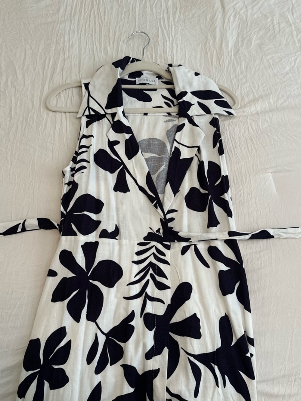 Sleeveless navy & White Floral Midi Wrap Dress